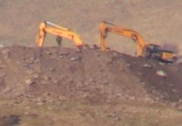 Qesre ve Wertê’de mevzi yapıyor