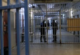 Bir aydır açlık grevindeler