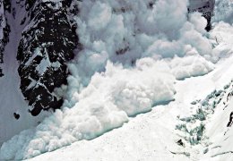 Tahran'da çığ: 10 ölü, en az 7 kayıp