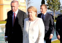 Merkel'in hayal kırıklığı!