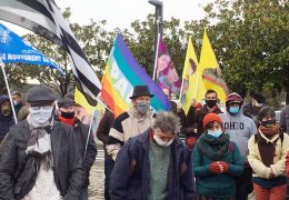 Güvenlik yasası protesto edildi