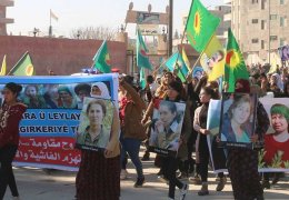 Kuzey-Doğu Suriye Saralar için yürüdü