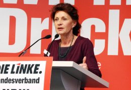 Mültecilerin aileleri getirilmiyor