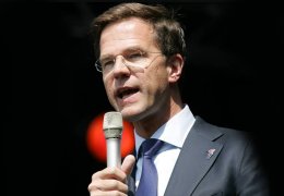 Hollanda'da hükümet istifa etti