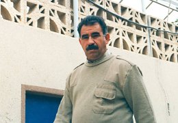 Önder Öcalan yargılanmadı, yargıladı