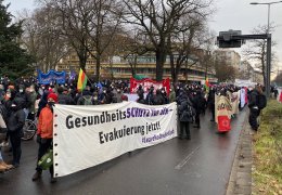 Berlin'de anti-kapitalist, anti-faşist eylem