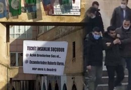 Açlık grevi pankartına gözaltı