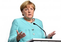 Merkel: İkinci dalgayı atlattık