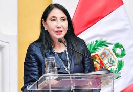 Aşı önceliği istifa getirdi