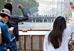 Darbe karşıtı gösterilerde 7 kişi hayatını kaybetti