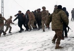 Helikopter düştü: 9 asker öldü - YENİLENDİ -