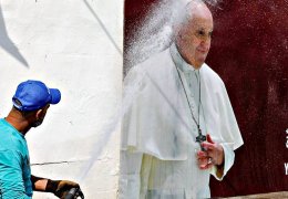 Papa'nın Irak ziyareti başladı