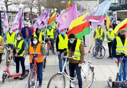 Hamburg’da bisikletli eylem