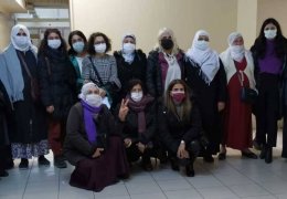 Barış Annelerinden Kürtçe savunma