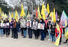 Kürtler Önderleri için ayakta