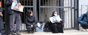 Gülistan Doku'nun ailesi oturma eylemi başlattı