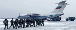Rus askerleri çekiliyor
