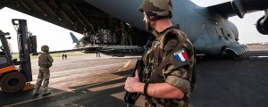 Fransa, Nijer’den çekmeye başladı