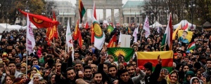 Kurdî 40 merkezan de vejîyenê meydanan