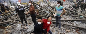 Çin'de deprem 126 can aldı