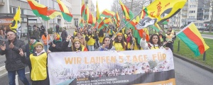 Ji bo azadiya Ocalan dimeşin