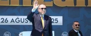 Erdoğan kılıçla tehdit etti