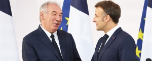 Bayrou hükümeti çöküyor