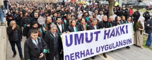 Kürt hukukçular bu kez yürüdü