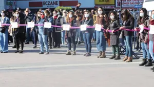 Amed'de kadın zinciri eylemi