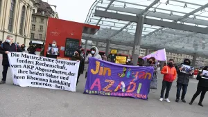 Bern'de Şenyaşar ailesine destek