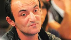 Beyaz aşağılama siyah utanç