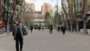Kayyum Sanat’a beton döktü!