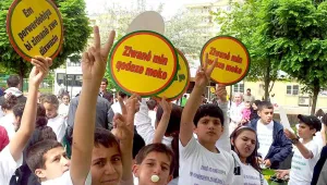 Kürtçe tehdit ve saldırı altında