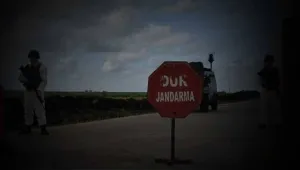 Köylerine izinle bile giremiyorlar