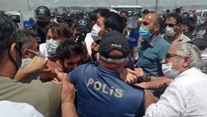 Adalet Nöbeti’ne polis saldırısı