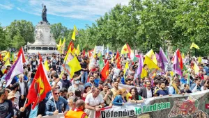 Paris'te işgale karşı halklar buluşması