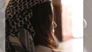 Almasınlar diye yüzümü deldim, is sürdüm
