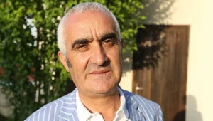 Kayyum sorunları maskeledi
