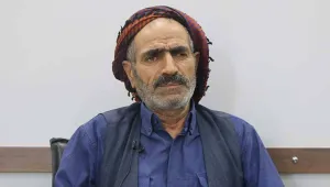 Açlık grevindeki oğlunu göremiyor