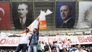 İslamcılık, Türkçülük, ırkçılık