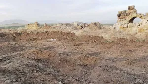 Efrîn'de 60 tarihi yer talan edildi