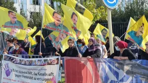 Kürt kadınları NATO’yu protesto etti