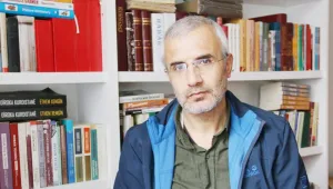 Azad Zal yayıncı ve yazardır serbest kalmalıdır