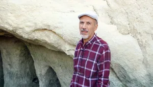 Sular çekildi antik kilise gün yüzüne çıktı