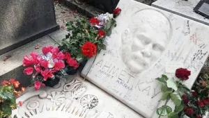Ahmet Kaya’nın mezarına saldırı