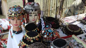 Kadınlar el sanatlarını sergiledi 
