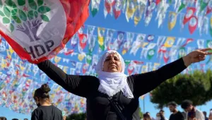 HDP halkla birlikte sahada
