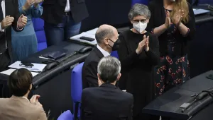 Scholz dönemi resmen başladı
