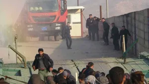 Cenazeleri vermiyor, isteyenlere saldırıyor, sınırı da kapatıyor