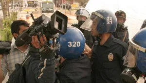 AKP 811 gazeteciyi tutukladı